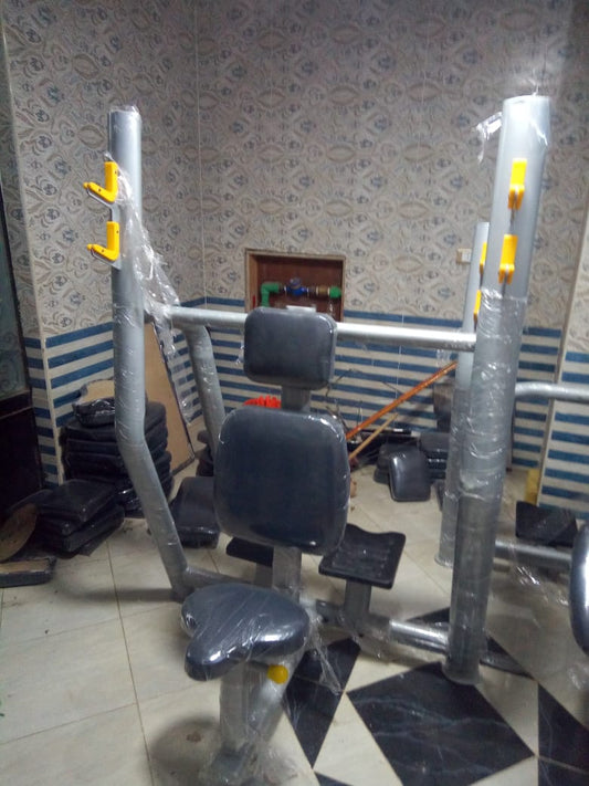 Shoulder press with stand