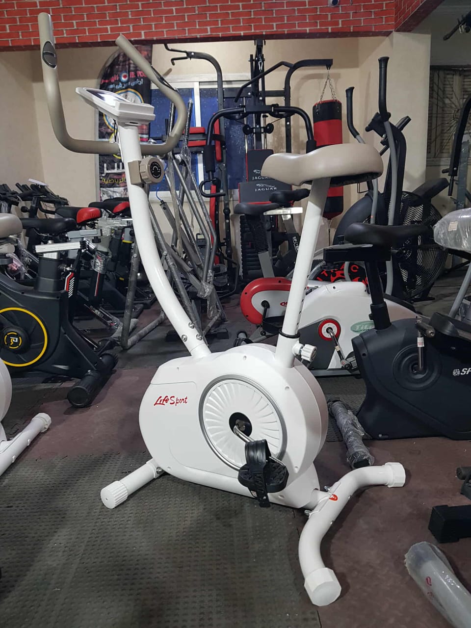 عجلة رياضية ماجنتك 150ك